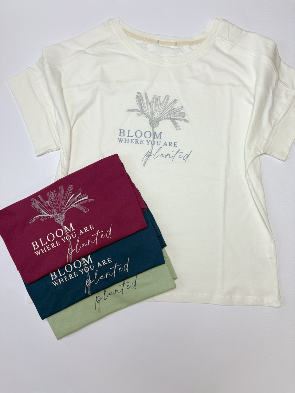 تیشر زنانه چاپی Bloom